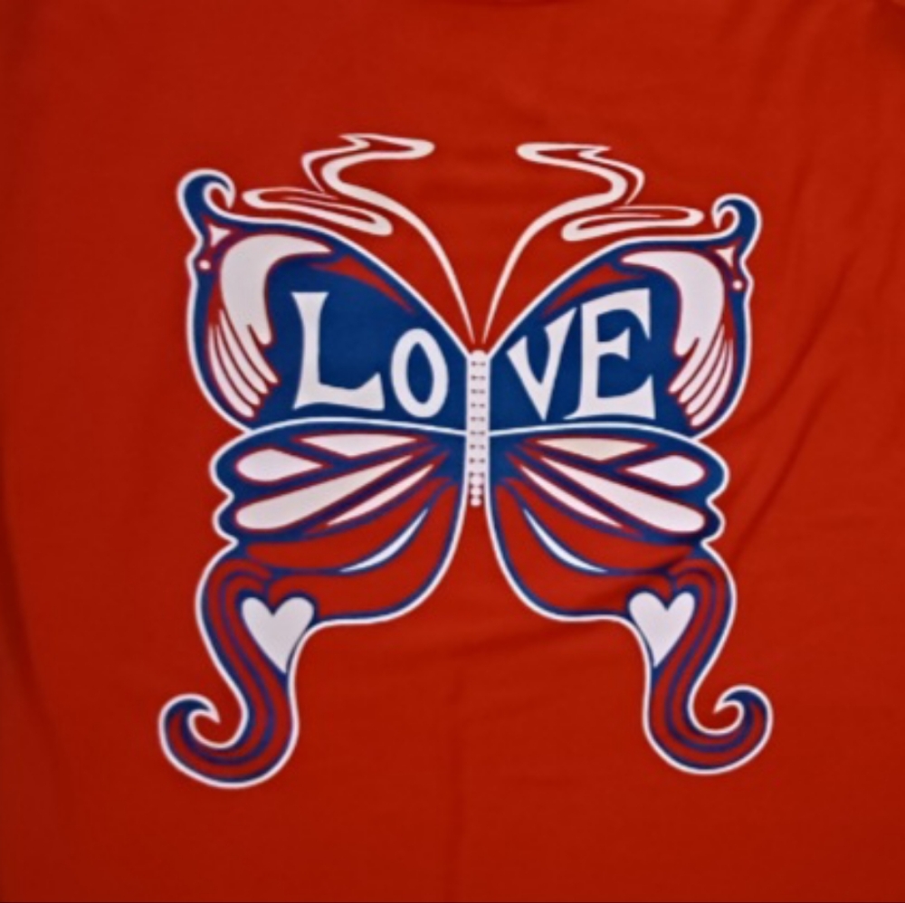 🆕️ No Boundaries Love Butterfly Tank Top - Size Large (11/13) - Picture 2 of 4